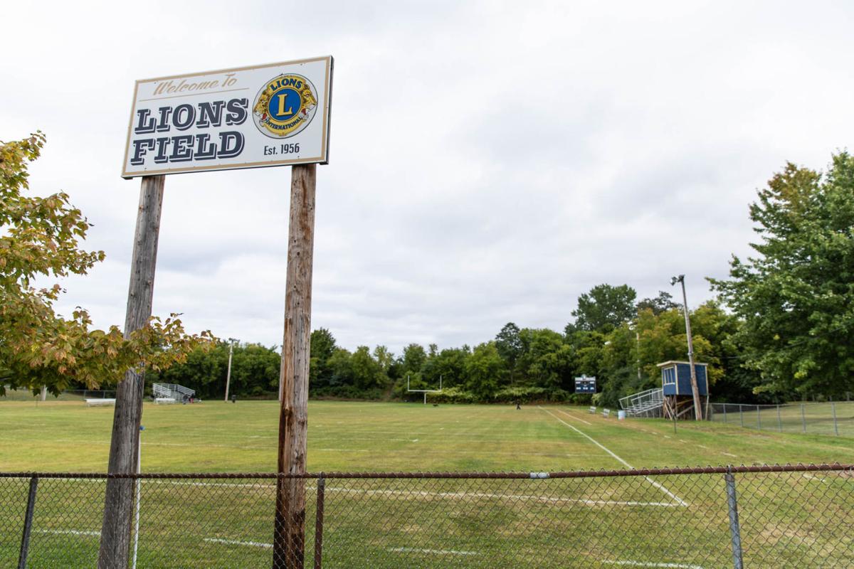 High School Football Dawn Of A New Era Begins Tonight At Thousand