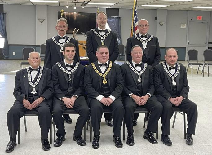 Roseburg Elks Lodge officers announced, Briefs