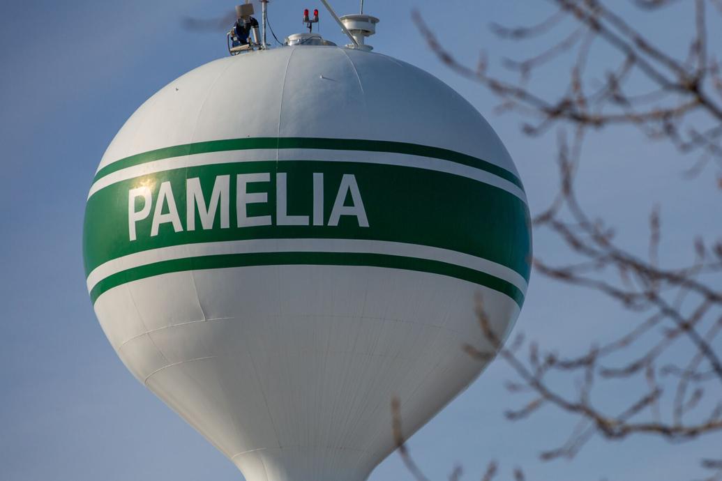 Texas truckparts company closing local office Business