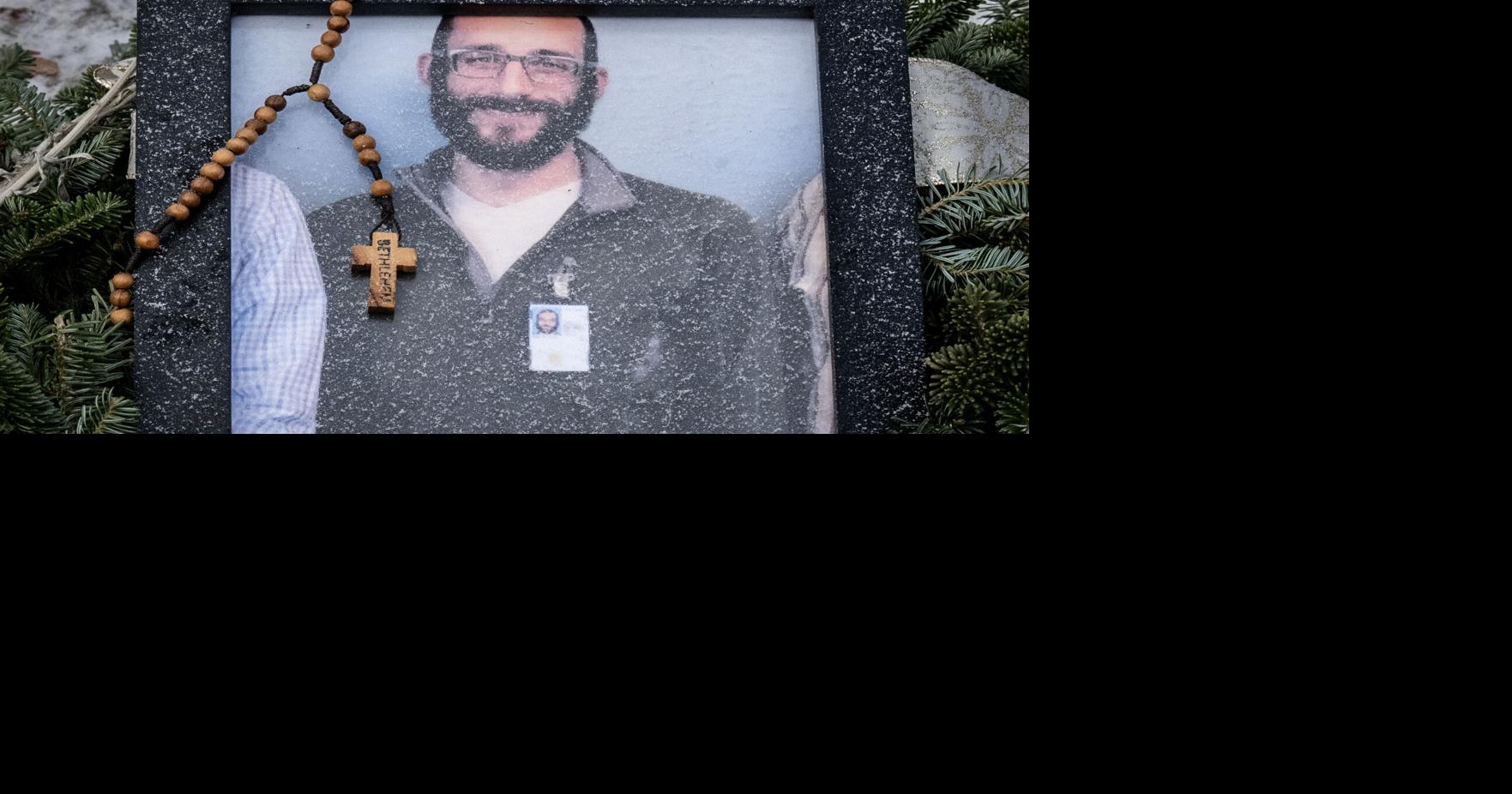 Scrutiny builds over killing of Alex Pretti as Trump sends Homan to Minnesota