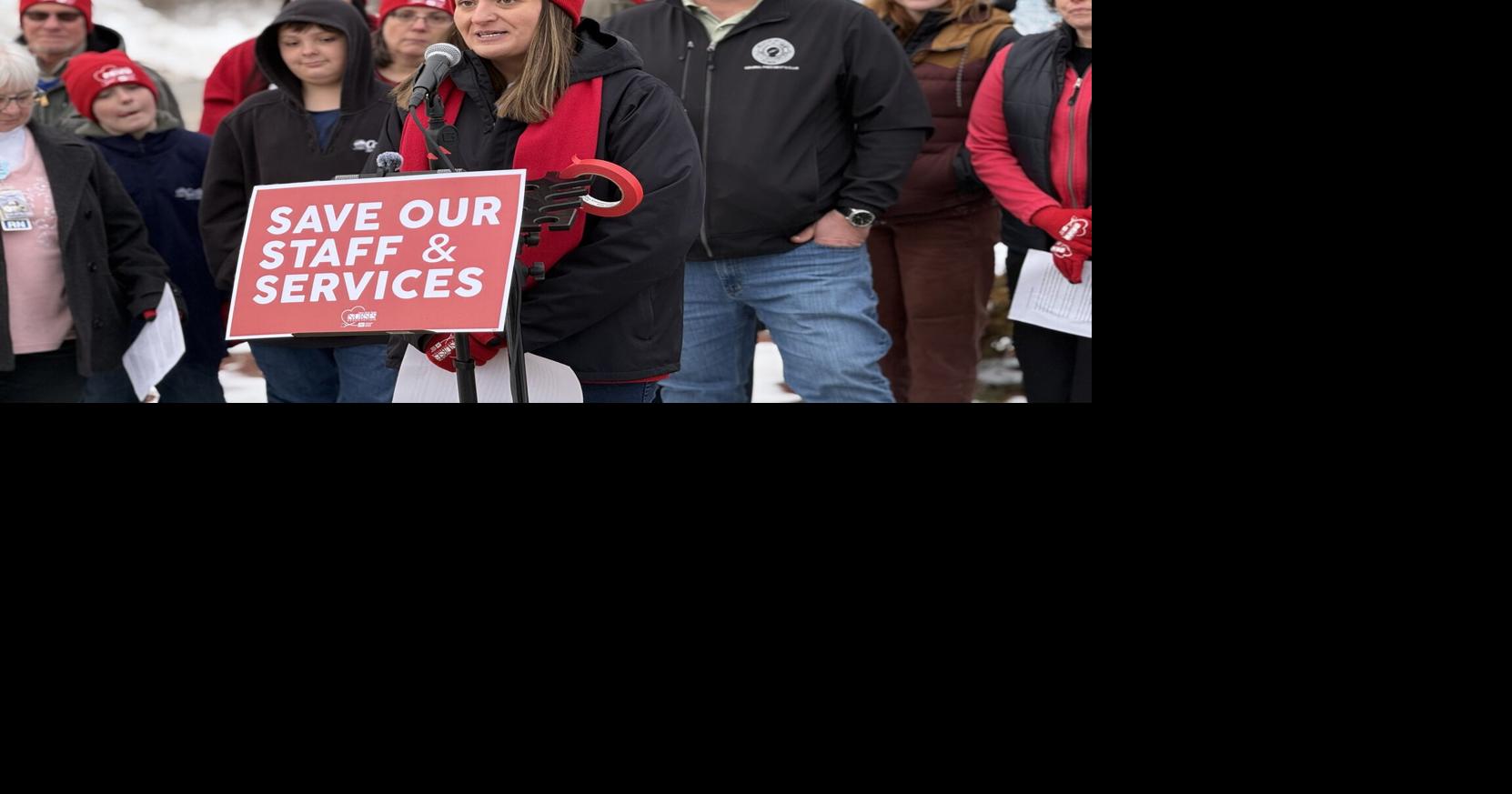 Nurses rally in Carthage as hospital bankruptcy proceedings continue