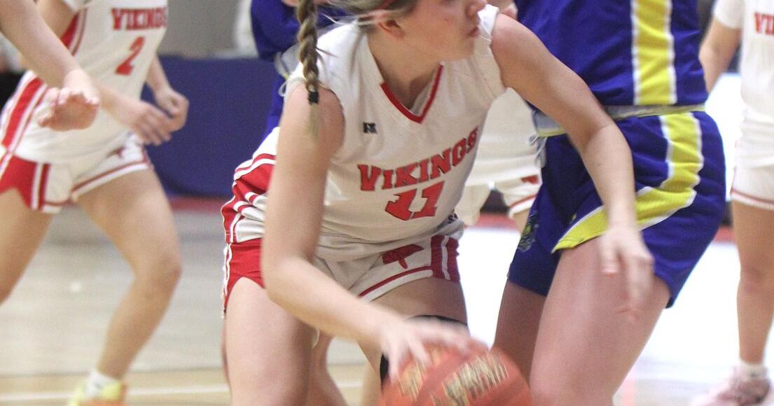 Lisbon girls survive, boys stopped in basketball regionals