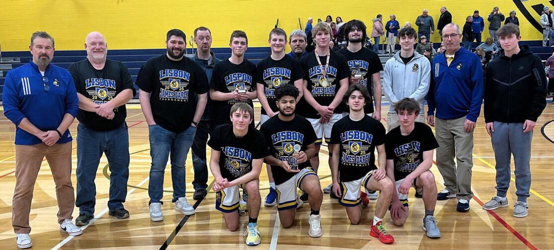 Knights’ defense keys repeat Darcy title: Hermon-DeKalb wins | Section ...