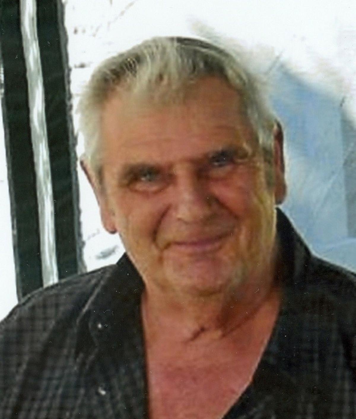 Paul E. Baxter Obituaries