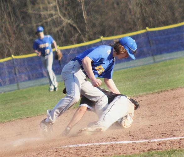 Lisbon opens defense for NAC West title; Wildcats sweep Bears Section