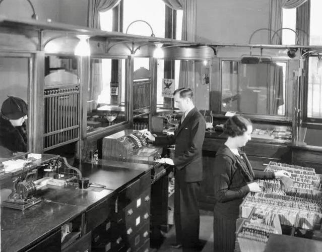 Fulton Savings Bank celebrates 150th anniversary with free food, prize