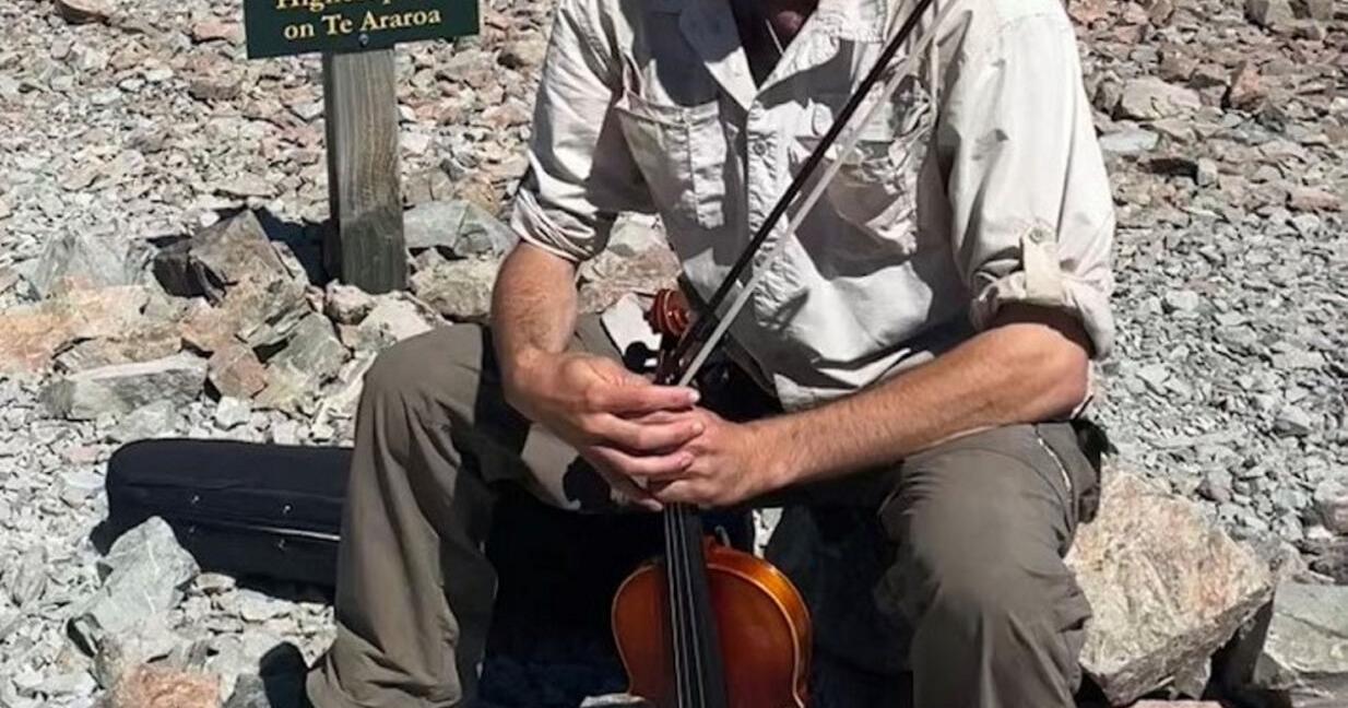 Paul Machabee brings Adirondck tradition to Fiddlers Hall of Fame and Museum July 2 - Vimarsana News