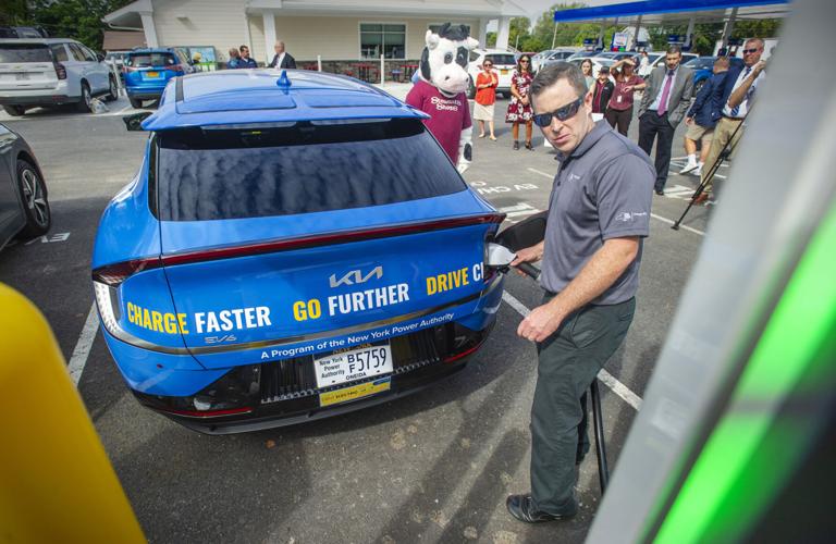 New York, NYPA unveil EV chargers at Potsdam Stewart’s Shop Business