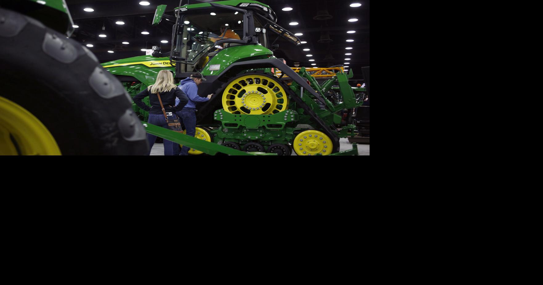Deere’s disappointing outlook shows farm recovery elusive