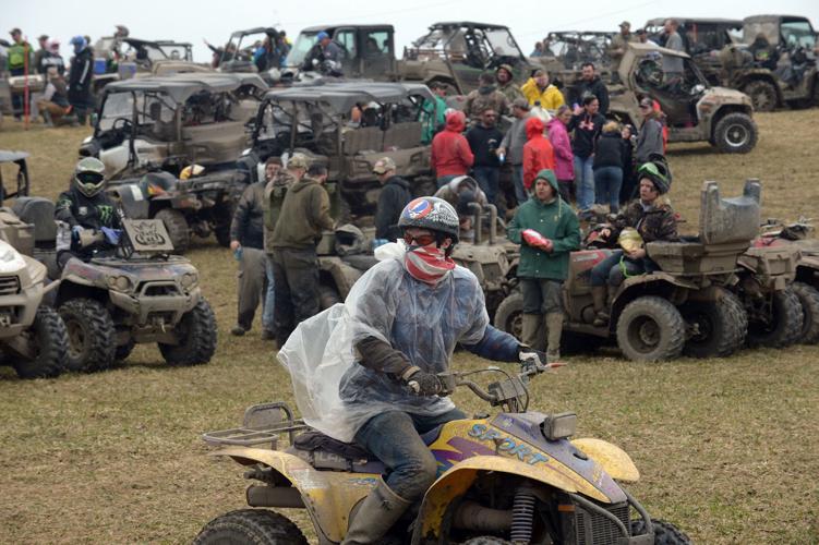 Annual Snirt Run draws record crowd News