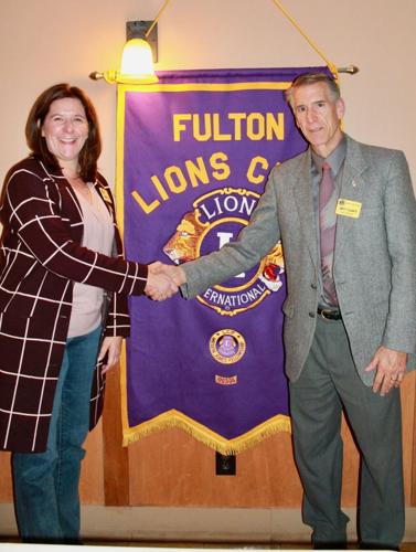 Mayor Michaels speaks to Fulton Lions Club