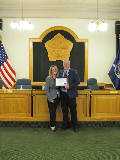 Clerk of the legislature recognized
