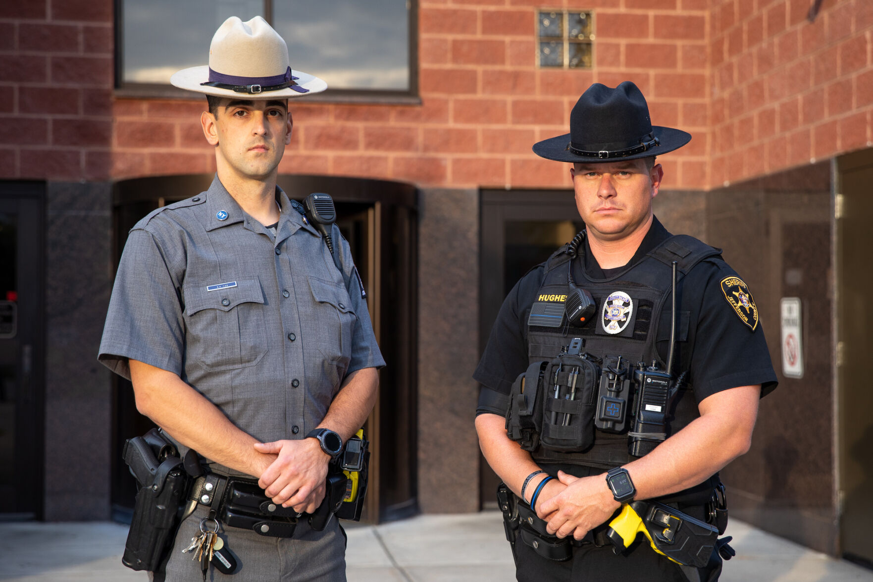 Two officials recognized for life-saving efforts using a tourniquet and a thumb to help stabbed 15-year-old - Vimarsana News