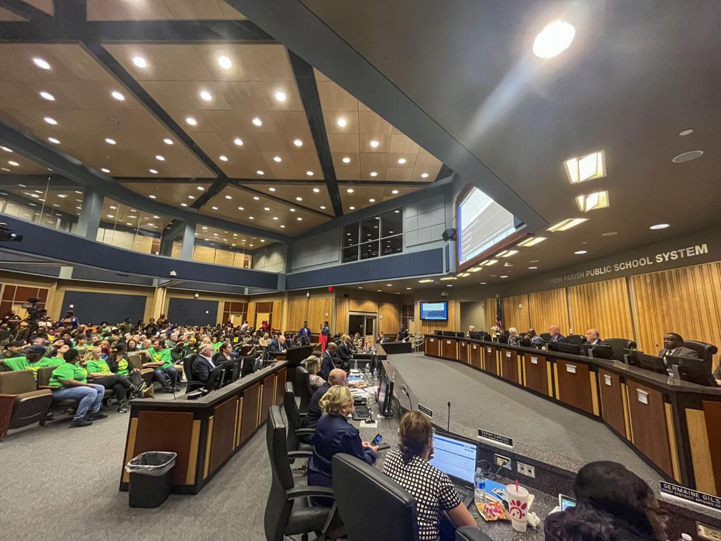 Who will build 2 new 38M schools in Jefferson Parish? Jefferson