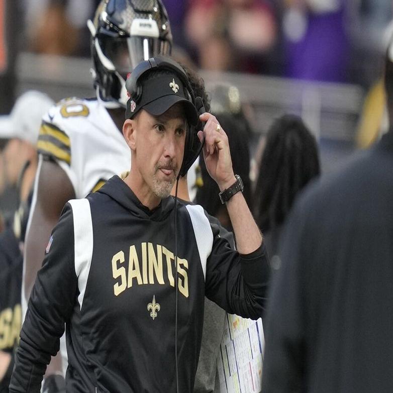 Who's responsible for Saints leading the NFL in false start penalties?