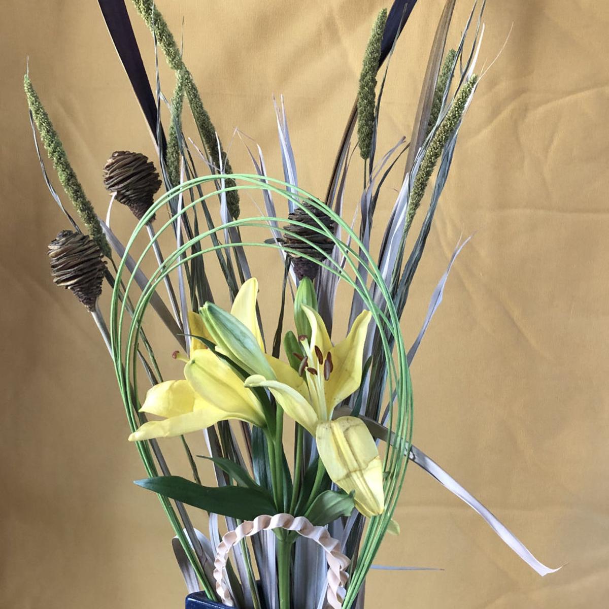 Start With A Line And More Tips For Arranging Flowers Home