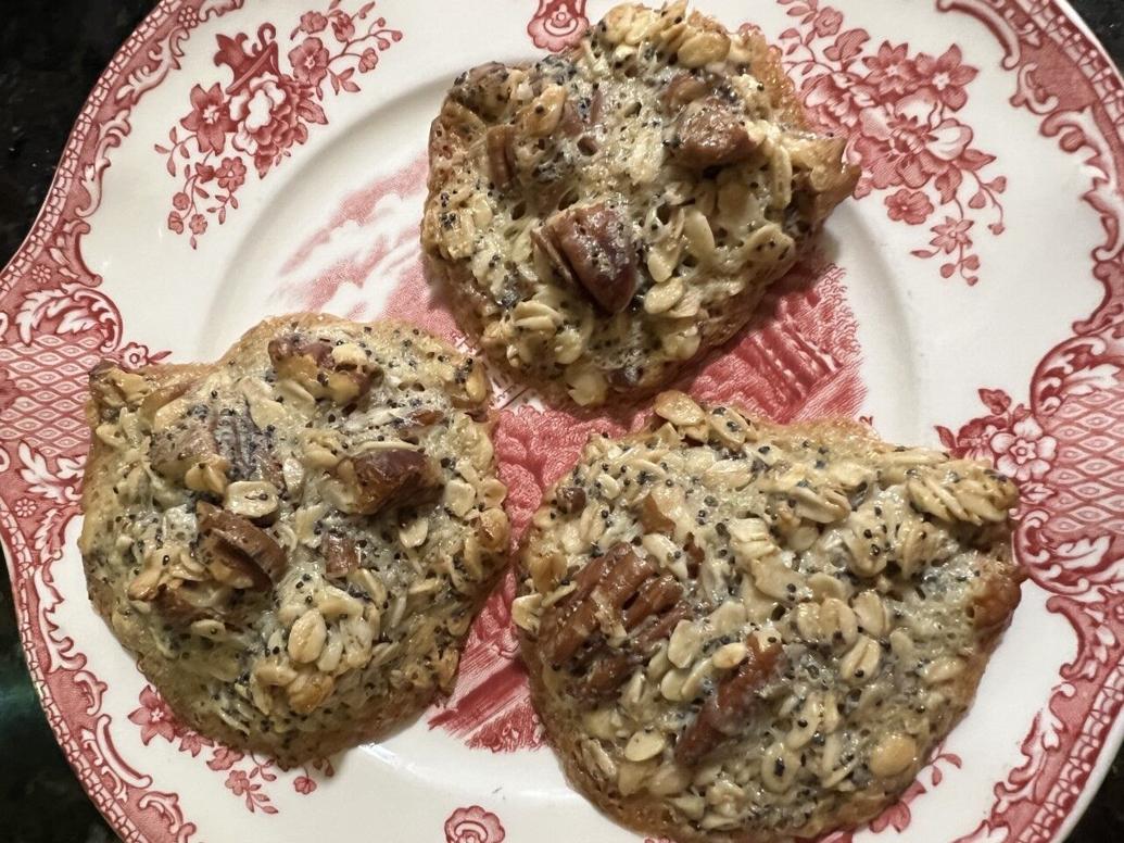 Poppy seeds and Walker Percy's hurricane theory Jan Risher