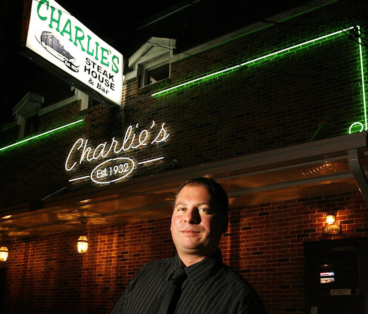 bartender, der genoplivet elskede nye Orleans restaurant Charlie ' s, dør på 49