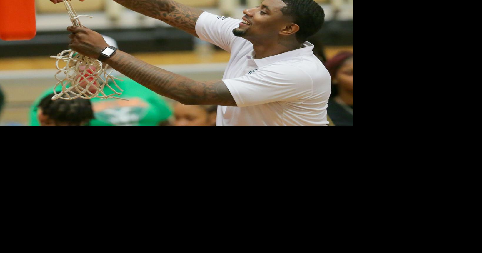 Carver has Nate Roche coaching basketball again | Prep Sports | nola.com