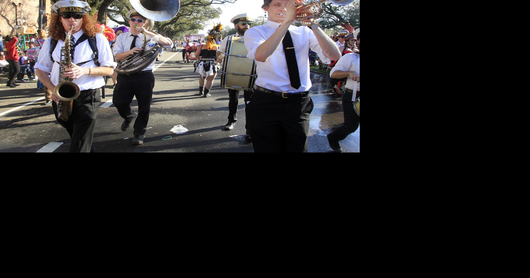 New Orleans Uptown Mardi Gras parades to run in succession due to rain