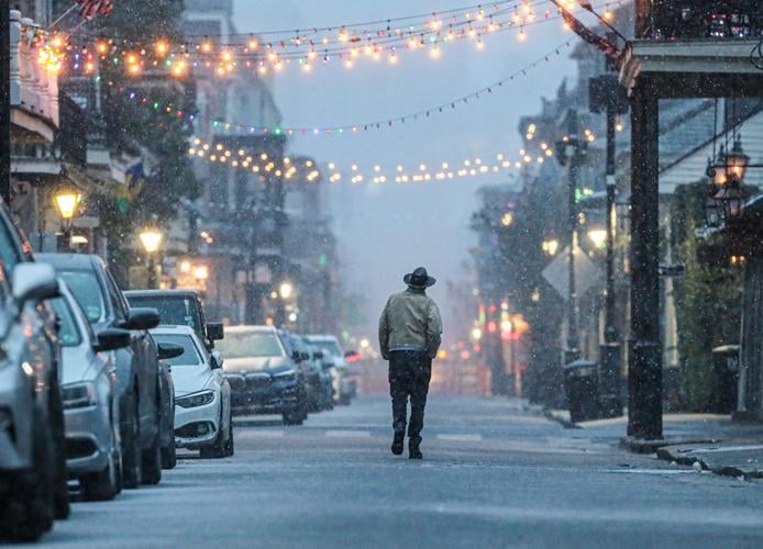 Snow begins to fall in New Orleans LA. See forecast Weather