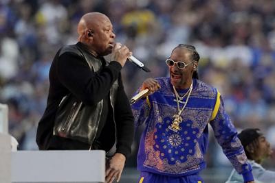 Super Bowl 2022 Halftime show: See Dr. Dre, Snoop Dogg, Eminem lead a west  coast hip-hop performance 