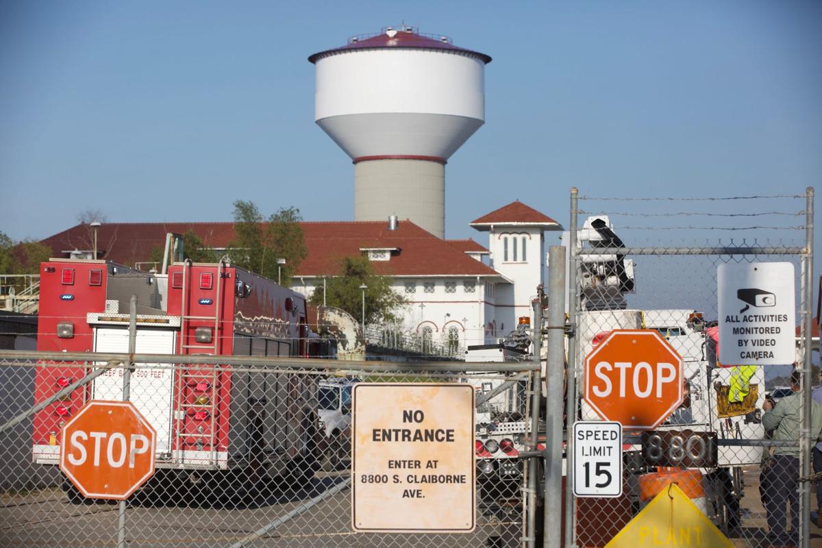 Turbine explosion at S&amp;WB�s Carrollton water plant; 2