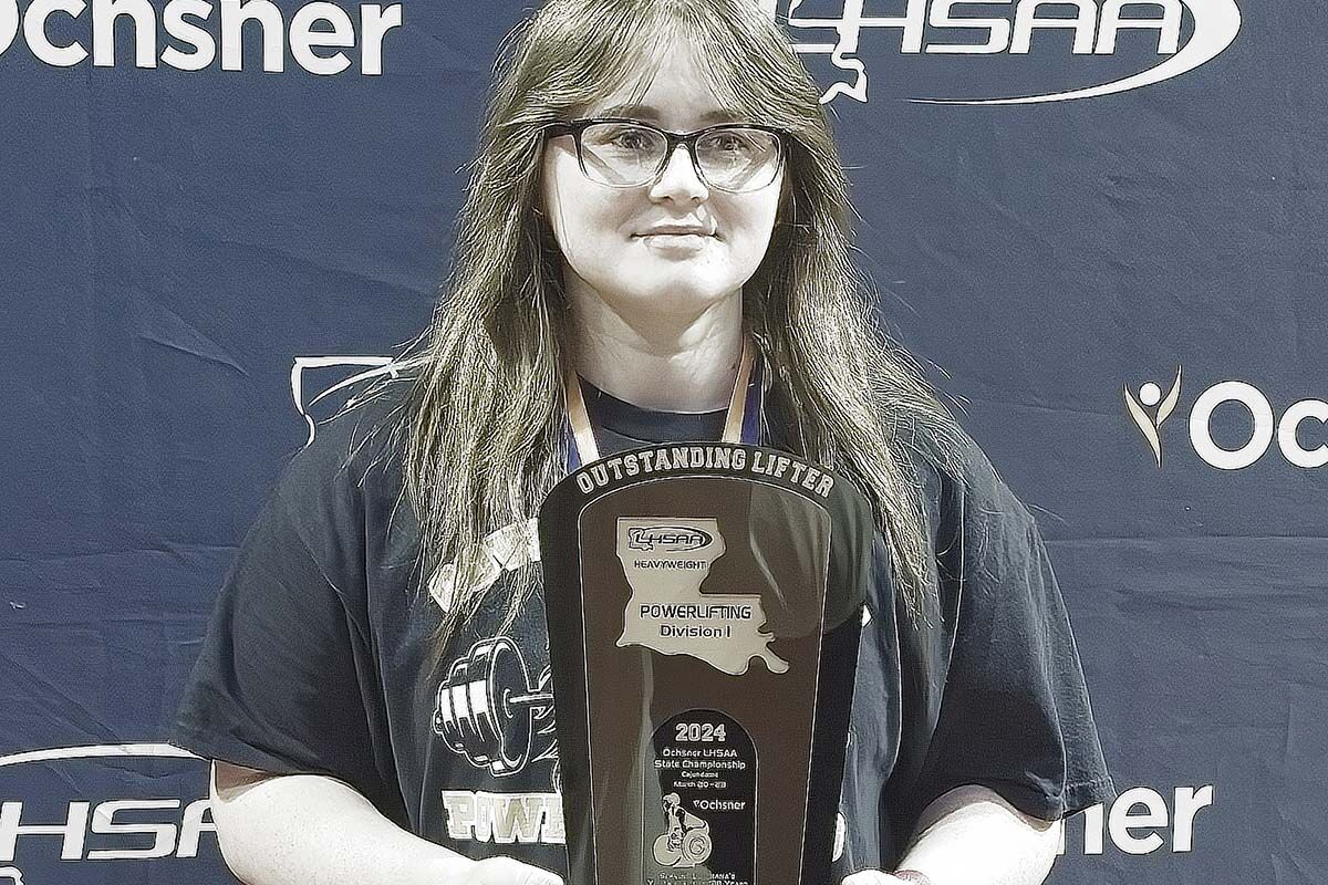 Covington’s Kaylee Robin Smashes State Bench Press Record in Division I Triumph