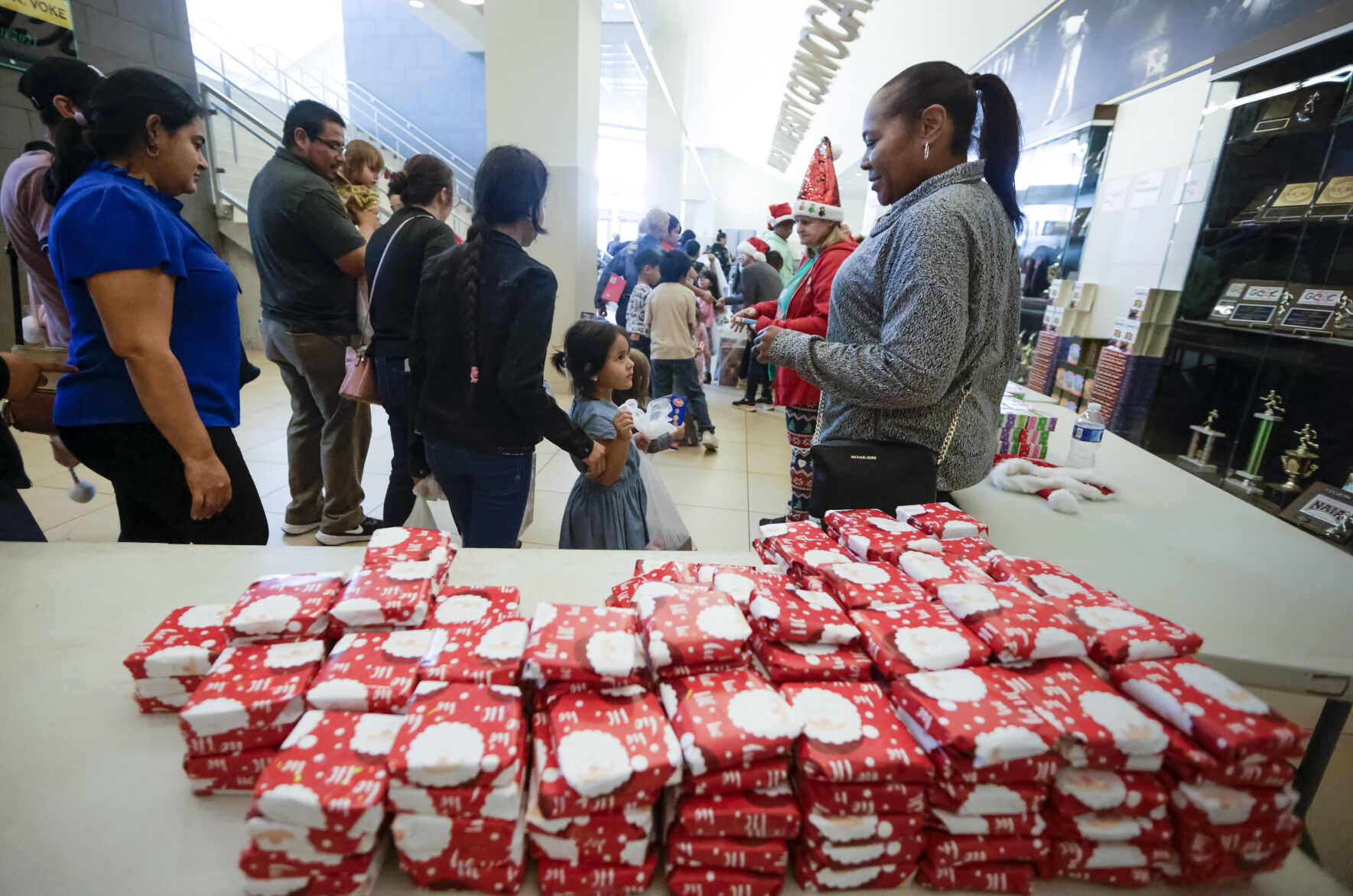 Times-Picayune Doll And Toy Fund Delivers Christmas Early | News | Nola.com