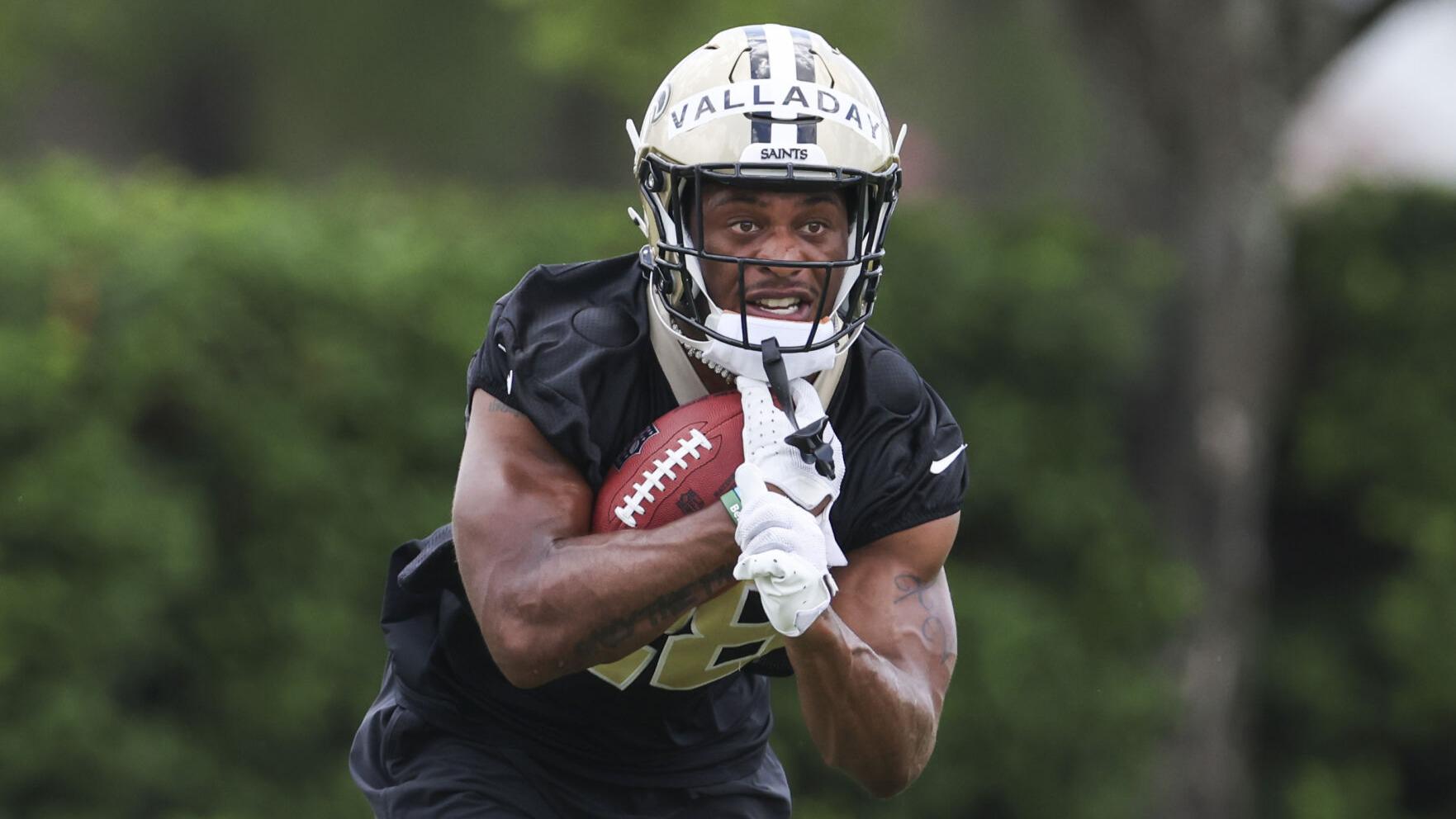Saints to cut Xazavian Valladay amid crowded RB room | Saints | nola.com