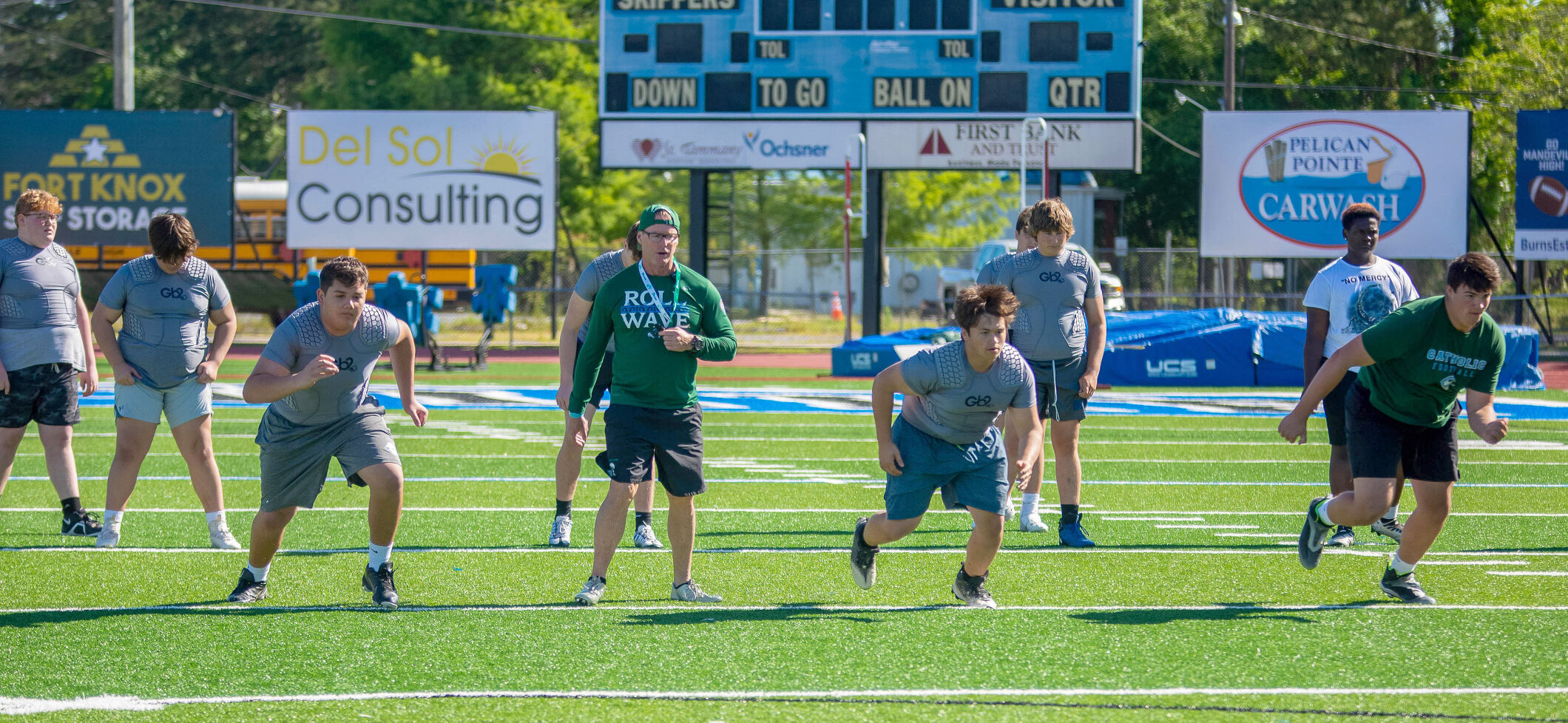 HOFer Alan Faneca teaches football, life to area youth | St