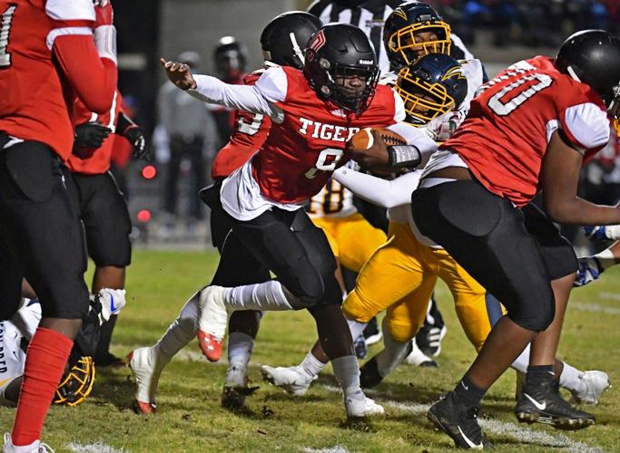 Man identified as shooter outside Donaldsonville High game Crime/Police