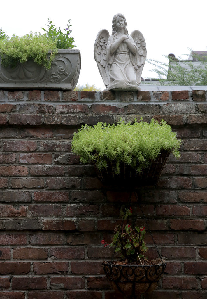 This French Quarter secret garden is featured on weekend 