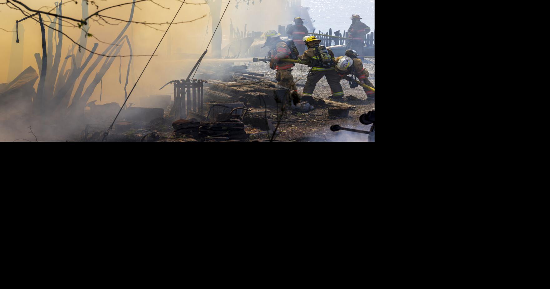 Photos: Jefferson and Orleans parish firefighters battle blaze along the Mississippi River