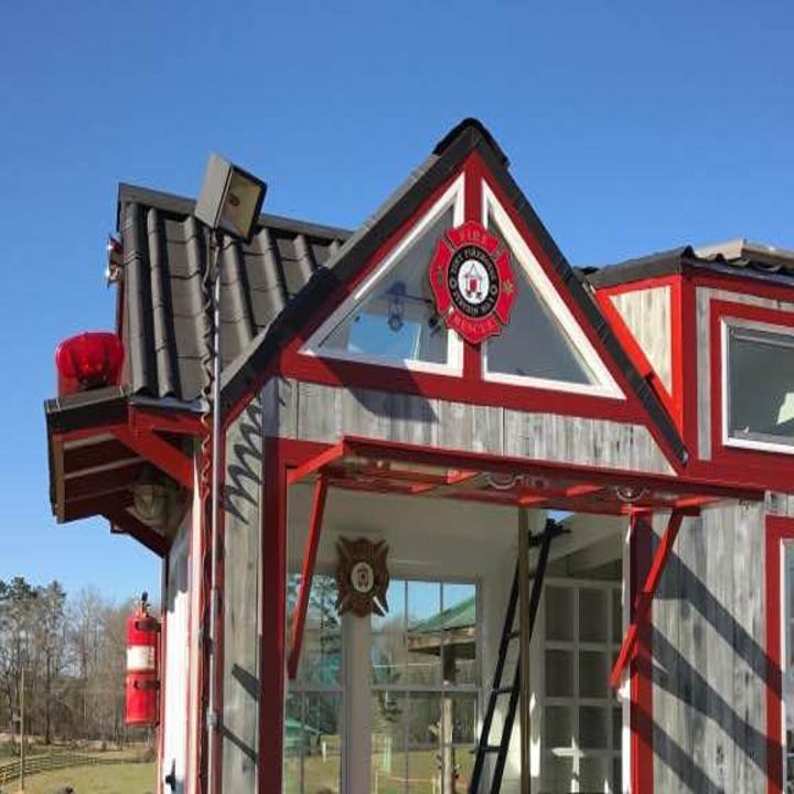 Thinking Small Tiny House Fest Offers A Look At Compact Lifestyle
