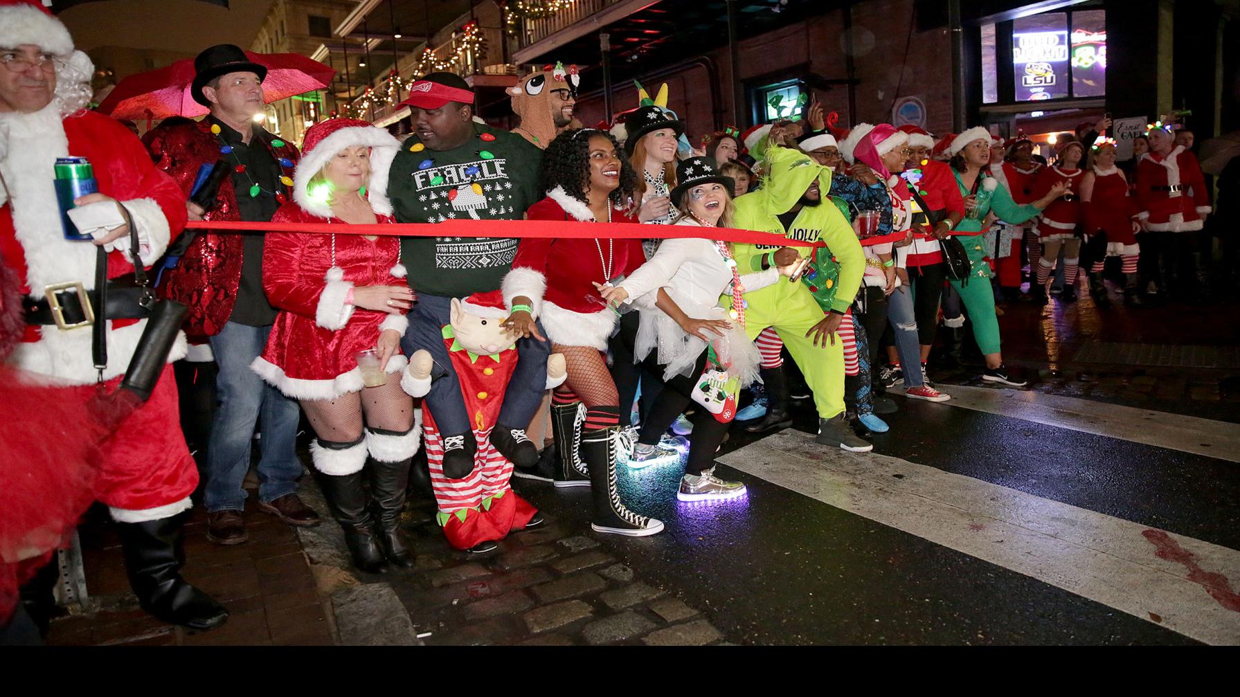 Minor League team sports Santa-suit uniforms for 'Christmas in July' game