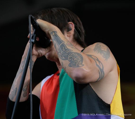 Red Hot Chili Peppers play for packed New Orleans Jazz Fest Acura crowd