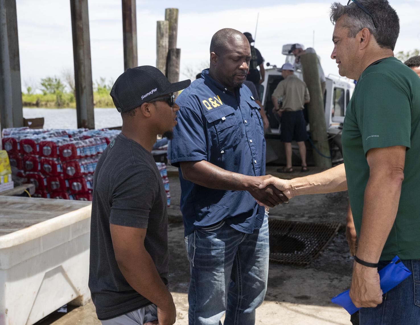 Photos United Cajun Navy And Volunteers Continue Their Search For 7 Missing Seacor Power Crew 