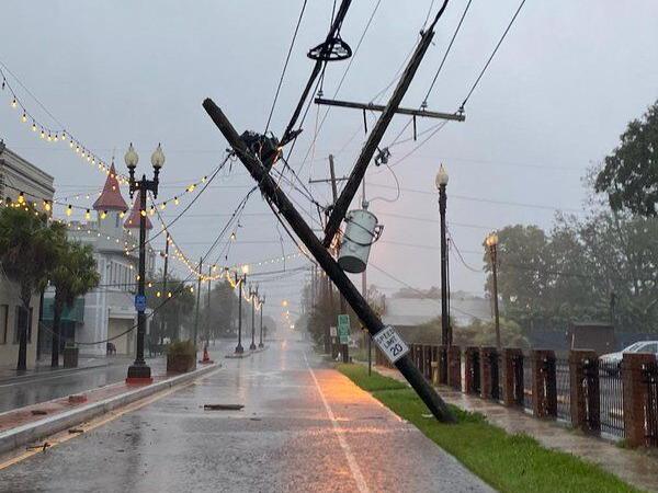 Entergy Power Outages In Metro New Orleans After Zeta See Details On Estimated Restoration Hurricane Center Nola Com