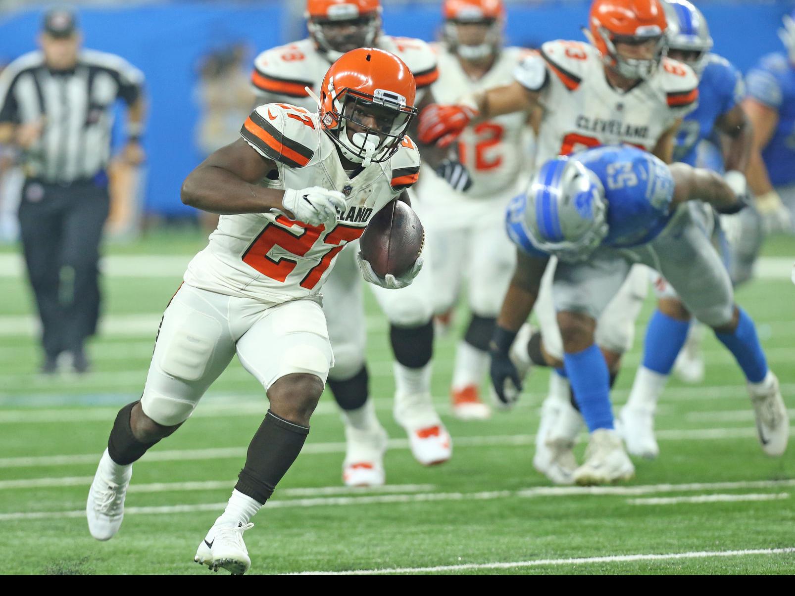 Saints Sign Running Backs Matt Dayes Buck Allen Saints Nola Com
