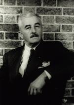 Carl_Van_Vechten_-_William_Faulkner (1).jpg