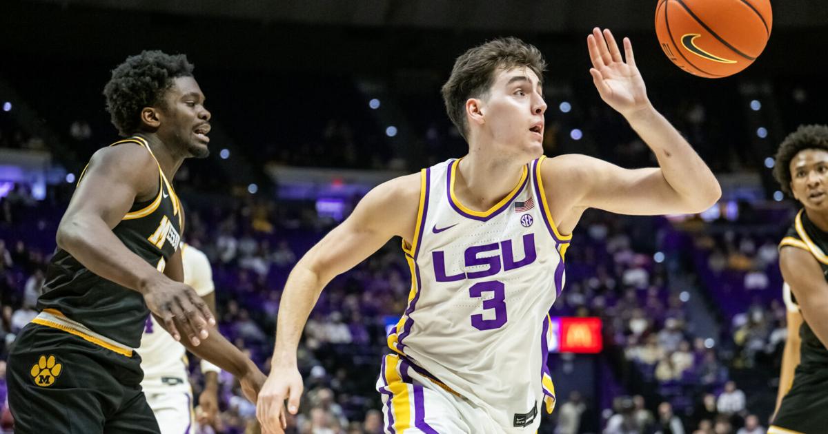 LSU basketball drops fourth straight game after close road loss to Texas