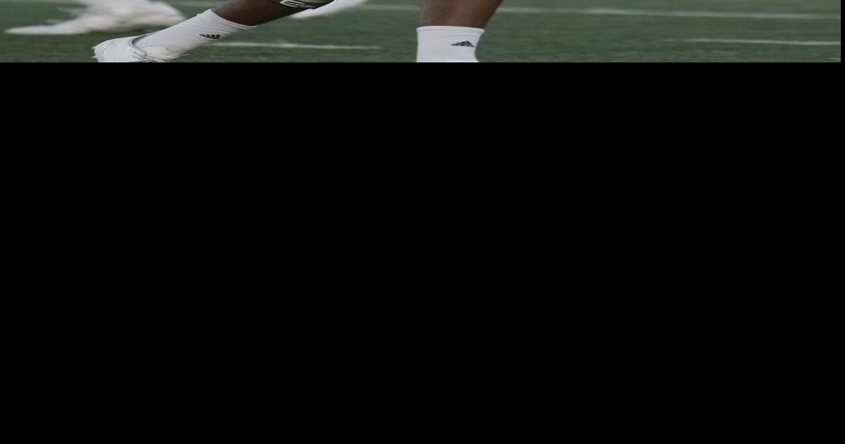 Southeastern won't announce starting quarterback until just before