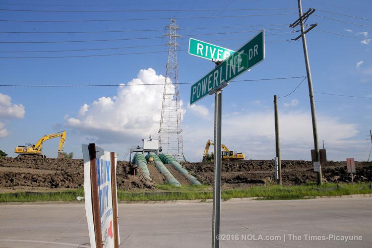 Harahan 'pump to river' engineers get 7.1 million contract extended