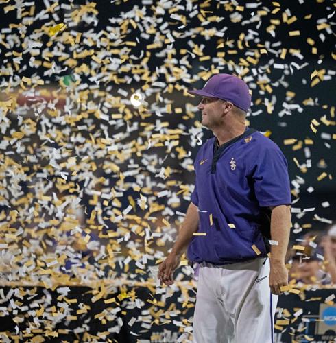 Arizona Wildcats baseball coach Jay Johnson leaning on trustworthy