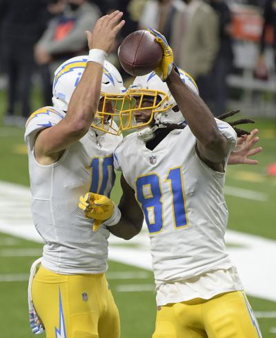 Justin Herbert S 4th Td Pass Against Saints Breaks Monday Night Football Rookie Record Saints Nola Com