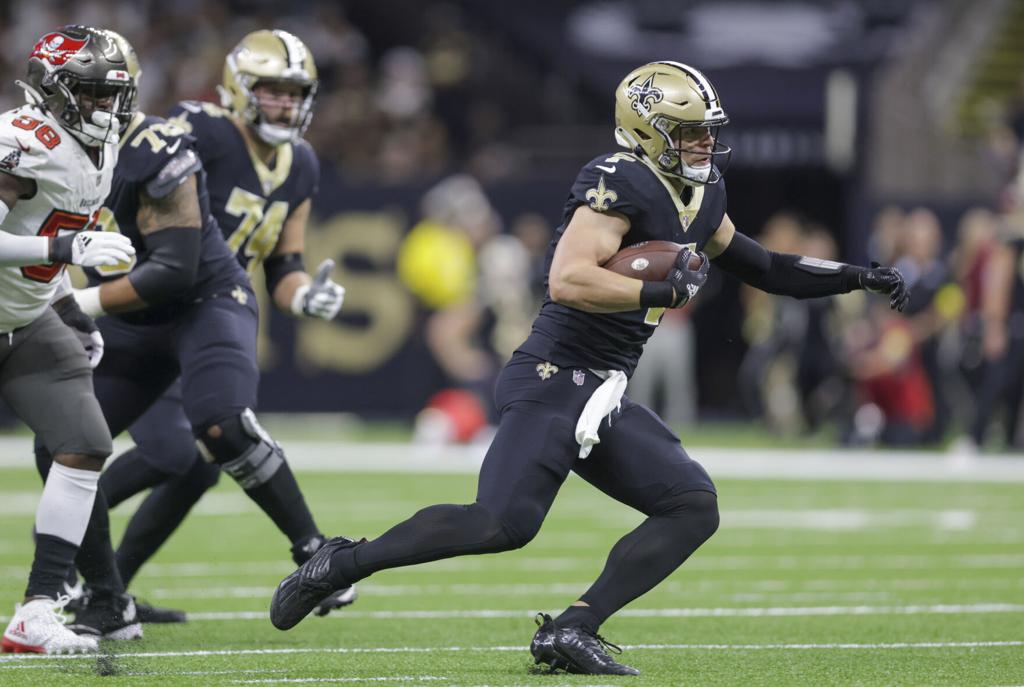 Saints at Panthers: TV, line, history, trends, uniforms, QBs