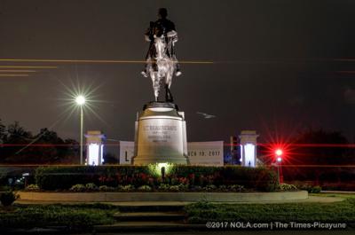 Are Confederate monuments causing controversy elsewhere in Louisiana?