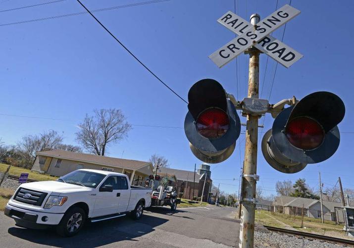 Got ideas for making Baton Rouge railroad crossings safer? Attend DOTD
