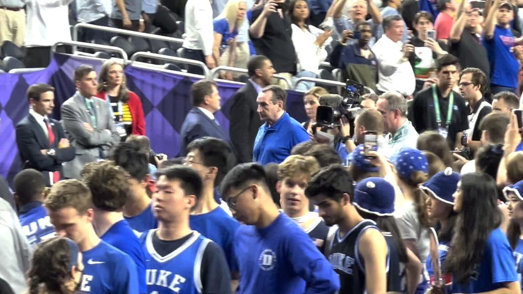 Watch: Coach K walks off the court for the final time after Duke's Final  Four loss to UNC | Colleges 